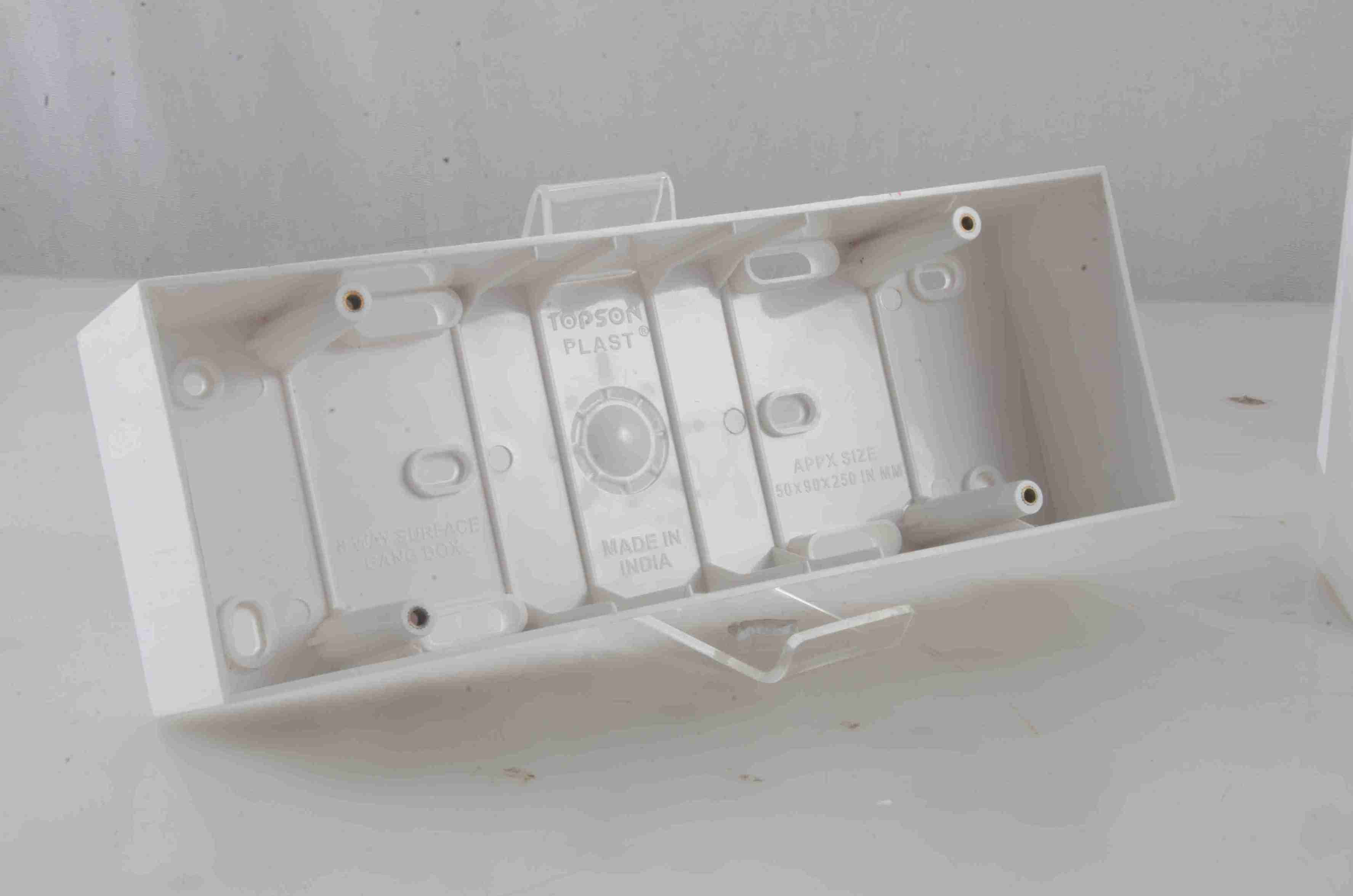 6 Way Square Surface Mounting